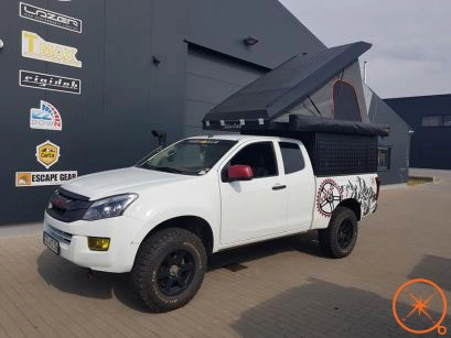canopy Camper monté sur un véhicule par Equip'raid