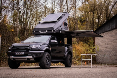 Panneau solaire sur canopy Camper