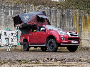 Isuzu D-Max avec tente de toit iKamper