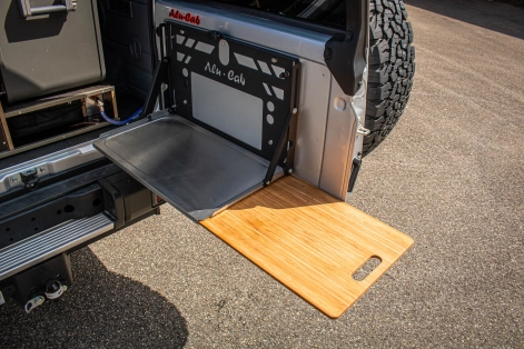 Tablette de porte arrière avec planche à découper Alu-Cab