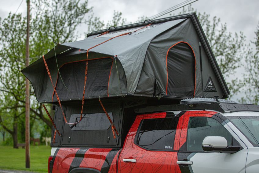 Modcap Family Alu-cab vendu chez Equip'Raid Alsace Mulhouse préparation 4x4 bivouac