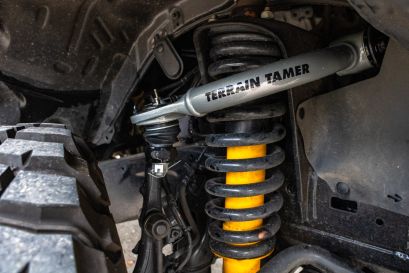 Triangle de suspension renforcé monté sur toyota fj cruiser par Equip'Raid Mulhouse