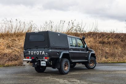 Toyota land cruiser série 7 79 version afrique