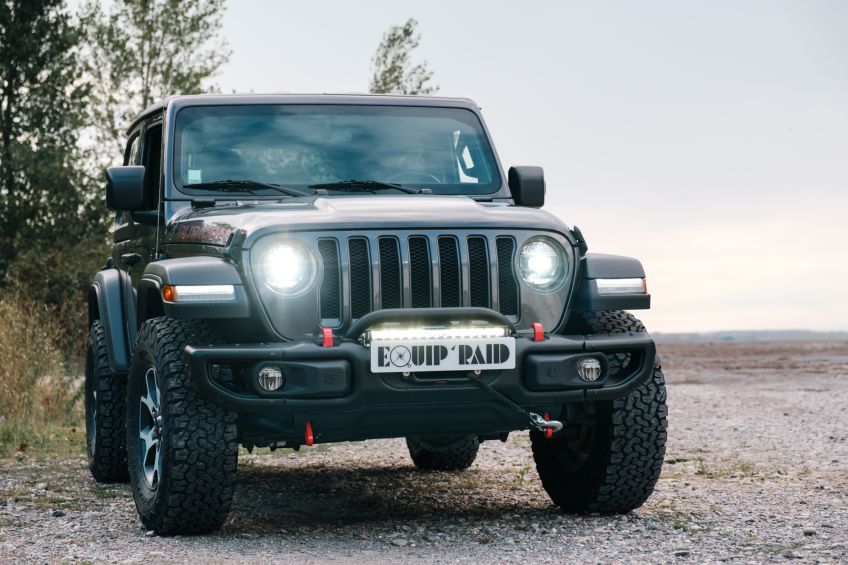 Jeep Wrangler JK équipé d'une barre led