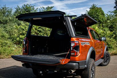 Ford raptor Gen2 préparé par Equip'Raid hardtop contour Alu-cab