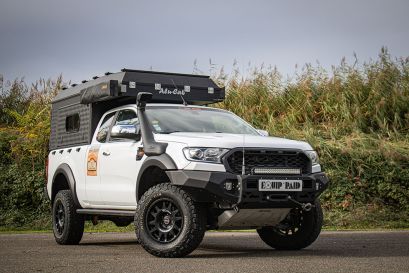 Ford Ranger Raptor avec parechoc renforcé et blindage avant préparé par Eqiup'Raid